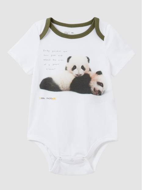 لباس قطعة واحدة قطن عضوي بطبعة فوتو آرك من ناشيونال جيوغرافيك للأطفال الرضع