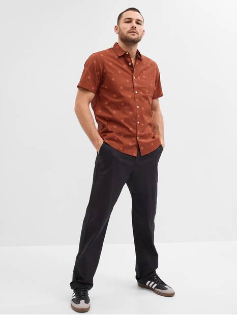 GapFlex Essential Khakis in Loose Fit with Washwell